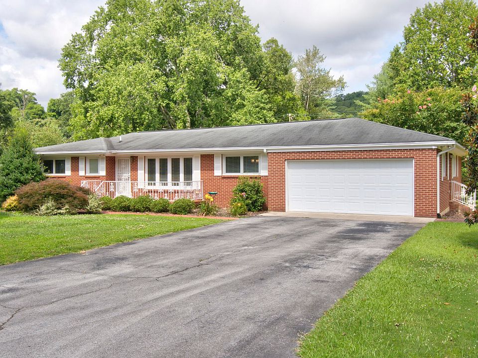 1st image of 2509 Avalon Cir