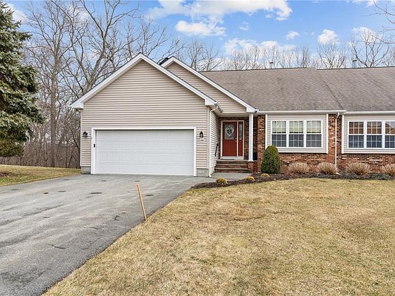 3rd image of 155 Spencer Woods Dr Unit 155