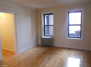 9427 210th St, Queens Village, NY 11428