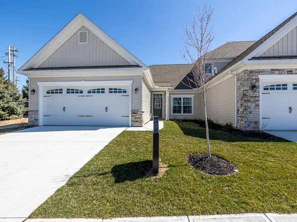 5070 Shepherds Gln, Willoughby, OH 44094