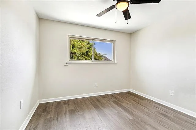 64 Osborne Ave — Photo 16