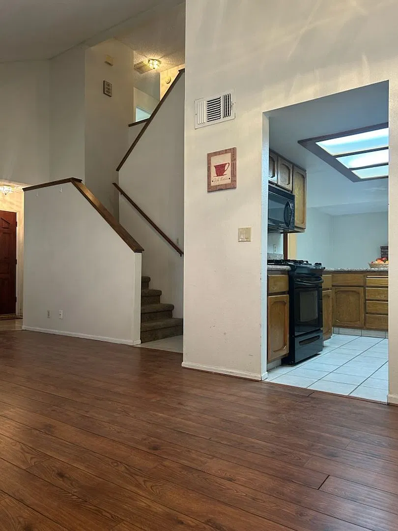 4 bed, 2.5 bath, 1785 sqft, $1,950 — Photo 4