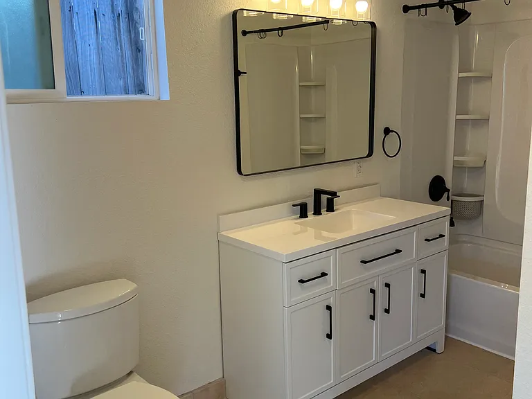 225 Avenida Serra #A — Photo 14