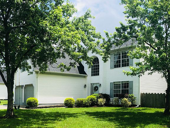 2nd image of 3152 Sacramento Dr