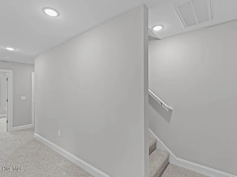 327 Starfish Ln — Photo 35