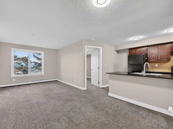 355 W Taralake Way NE #207, Calgary, AB T3J 0M1