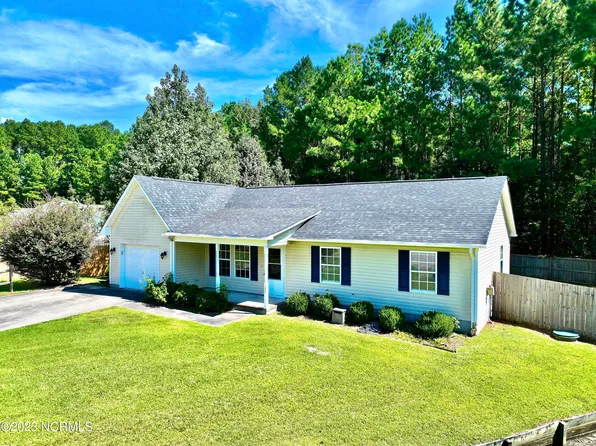 127 Eagle Trail, New Bern, NC 28562