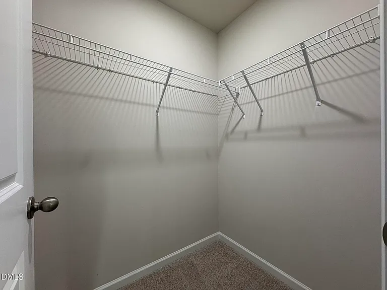 101 Klamath Dr — Photo 26