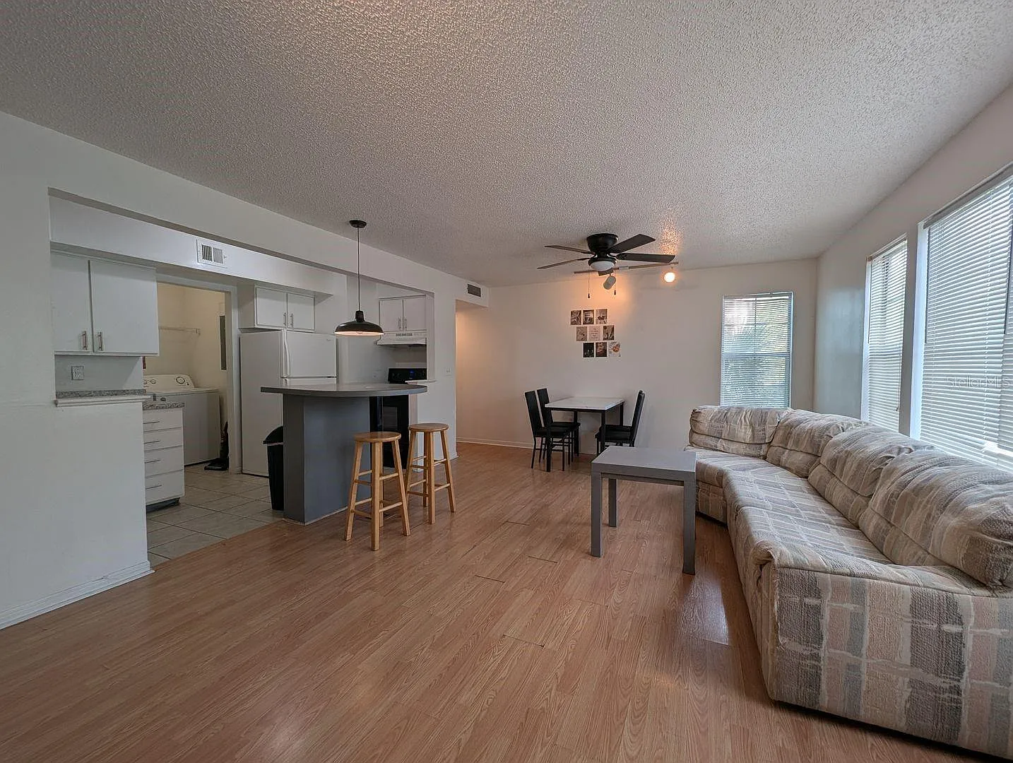 4 bed, 2.0 bath, 1177 sqft, $500 — Photo 2