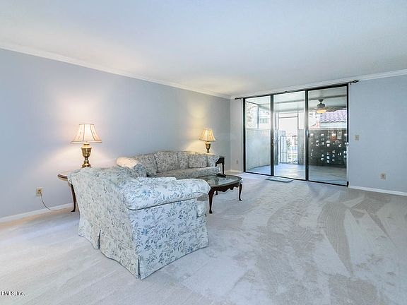 5th image of 1820 SEVILLA Boulevard W #103