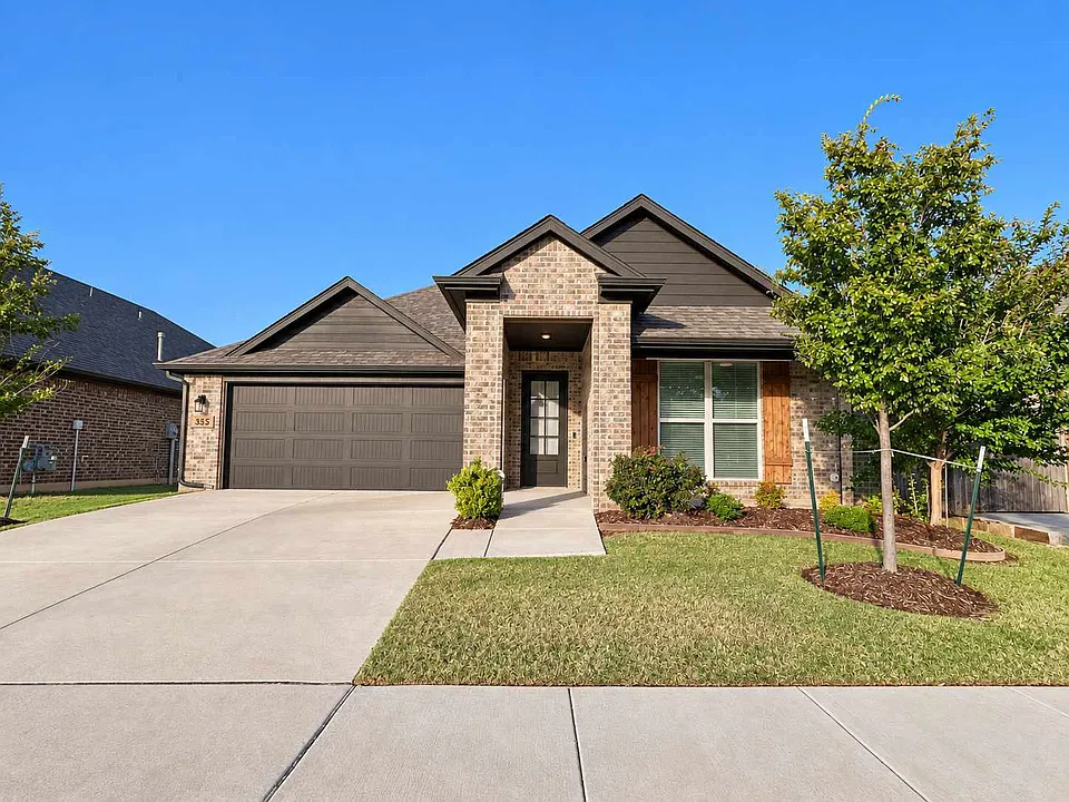 16305 Steppe Dr