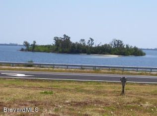 7580 Agawam Rd, Micco, FL 32976