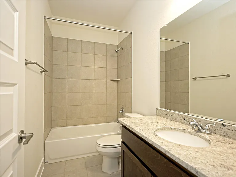 415 Parkline Dr — Photo 12