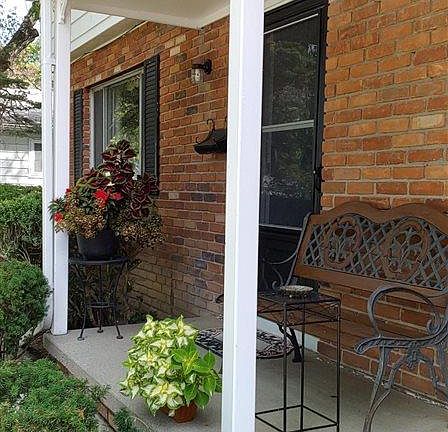 2nd image of 3904 Vanguard Dr