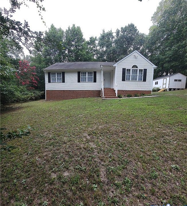 1st image of 124 La Mae Cir