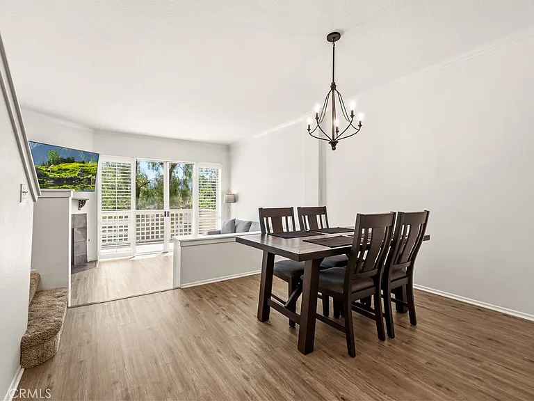 24514 McBean Pkwy — Photo 5