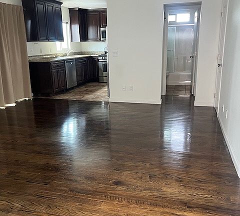 2nd image of 6769 Gifford Way