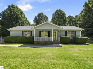 132 Fayer Dr, Easley, SC 29640