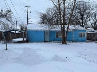 608 S Robb St, Robinson, IL 62454