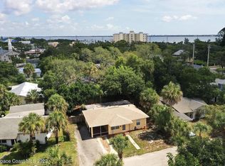 560 Shady Ln, Melbourne, FL 32935