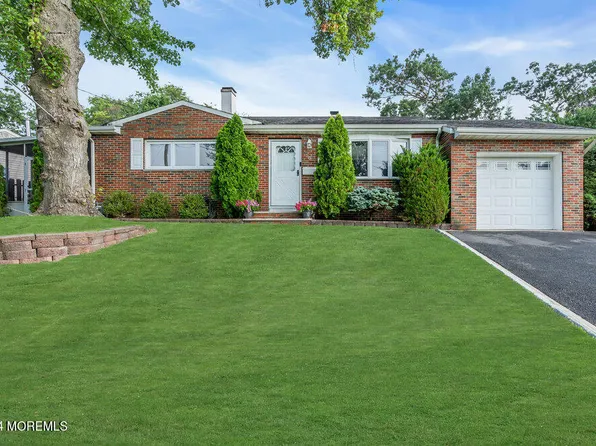 50 Coral Drive, Hazlet, NJ 07730