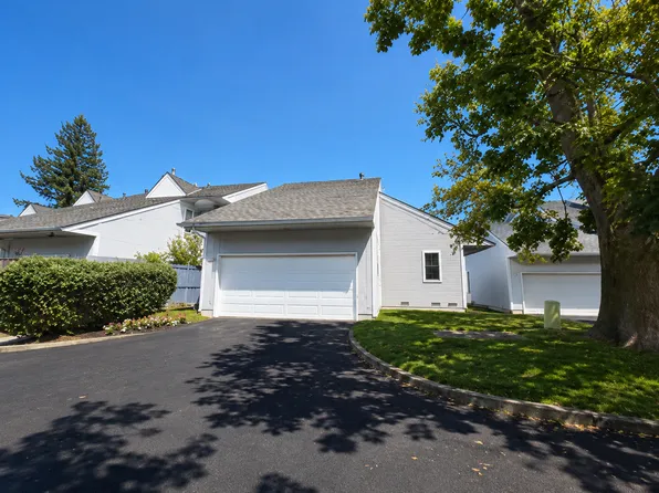2791 McBride Ln #1, Santa Rosa, CA 95403
