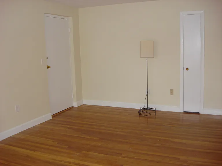 859 Broadway #8 — Photo 4