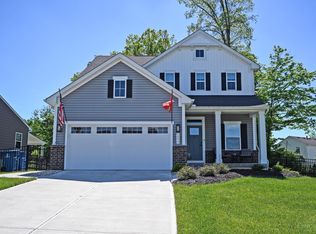1575 Clearbrook Ln, Amelia, OH 45102