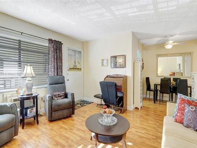 17001 NE 13th Ave APT 308, Miami, FL, 33162
