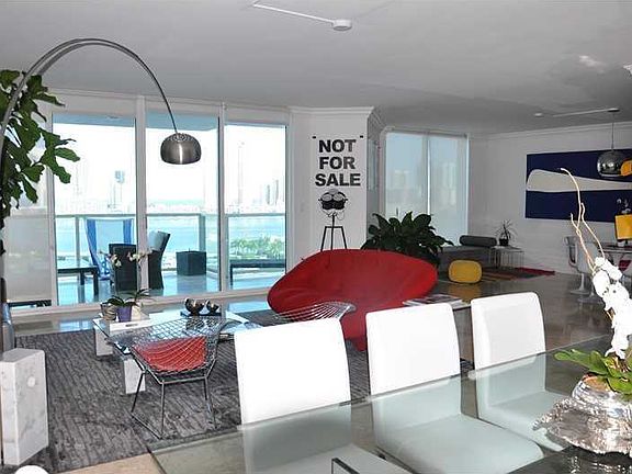 5th image of 3201 NE 183rd St APT 1506