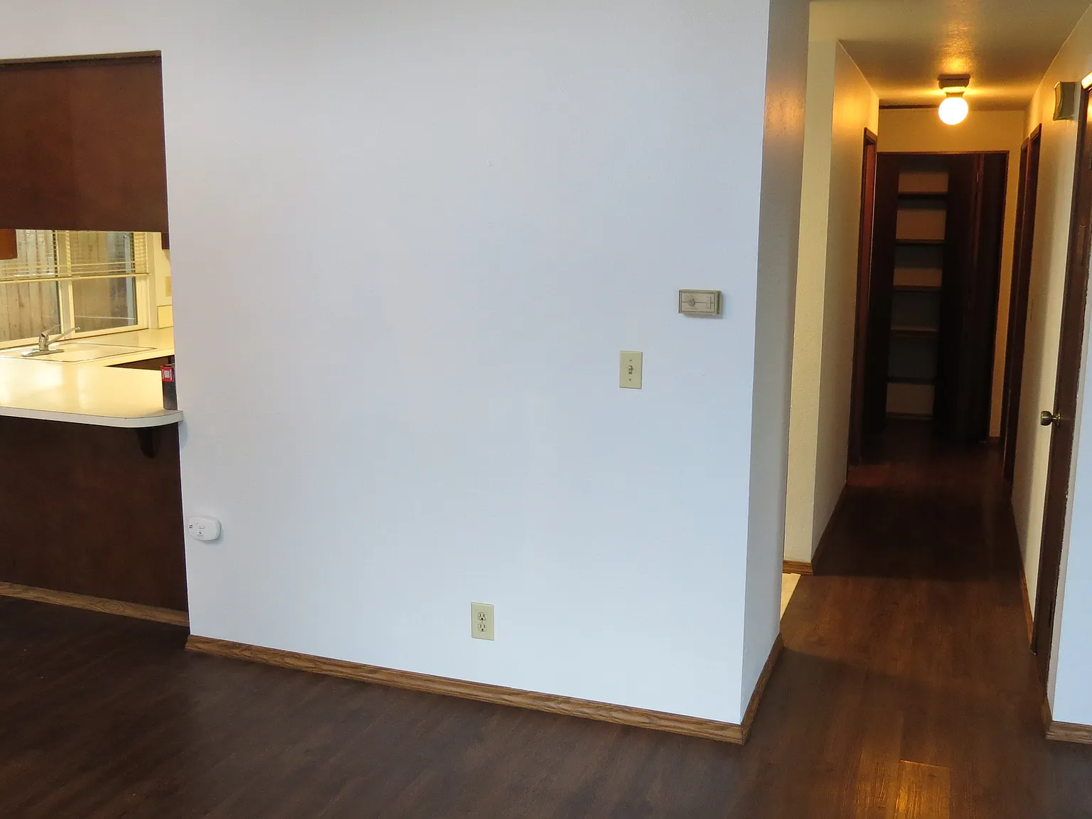3 bed, 988 sqft, $2,250 — Photo 4