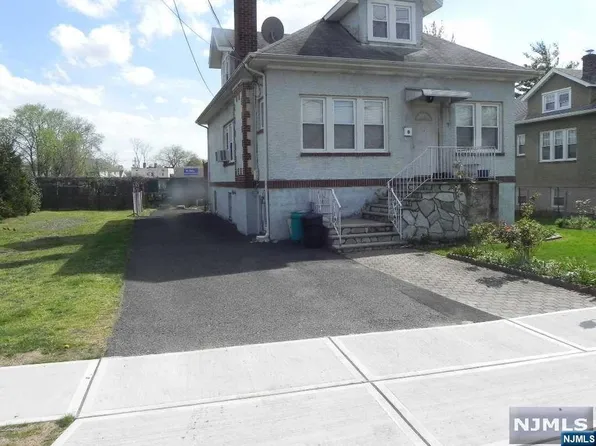 7 Poplar Ave, Little Ferry, NJ 07643