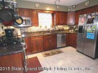 413 Annadale Rd, Staten Island, NY 10312