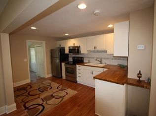 209 Maple St N, Chaska, MN 55318