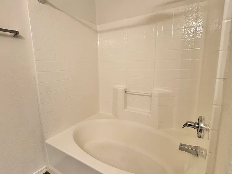 1702 E Bell Rd #164 — Photo 27