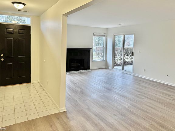 3rd image of 56145 N Troon St