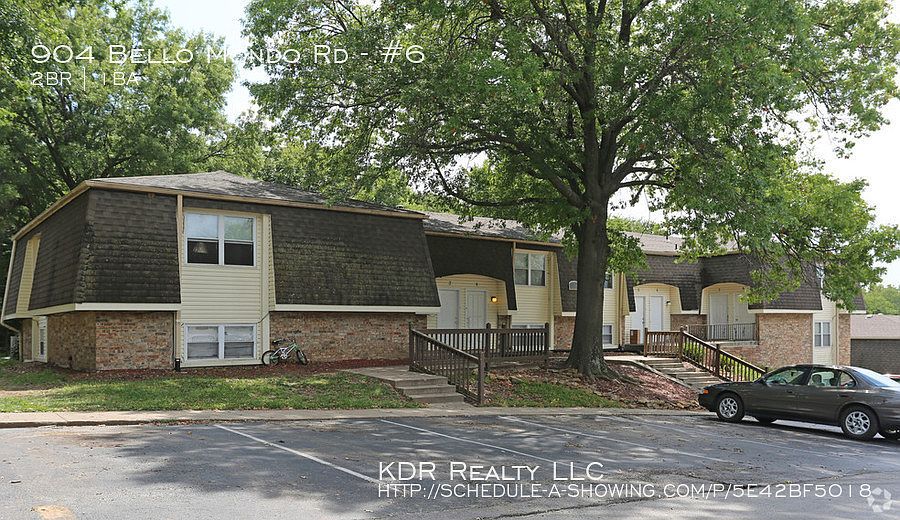2nd image of 904 Bello Mondo Dr APT 6