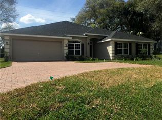 1951 Angel Fish Loop, Leesburg, FL 34748
