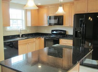 169 Warren St, Watertown, MA 02472