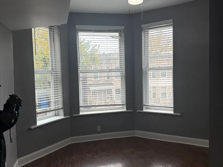 2 Floor — Photo 10