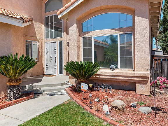 4th image of 23800 Cadenza Dr