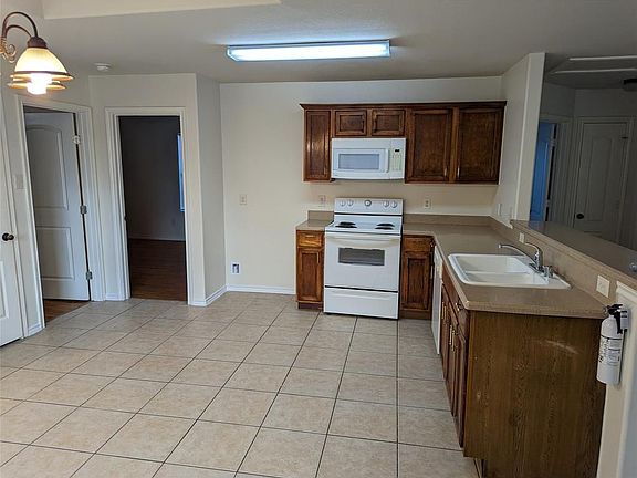 3rd image of 6375 Scotchwood Dr