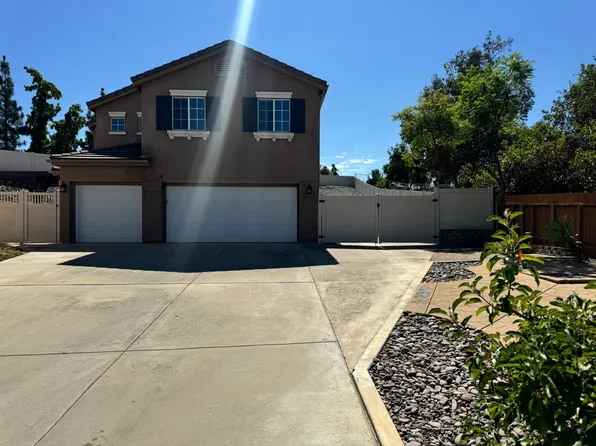 2903 Sunhaven Ct, Alpine, CA 91901