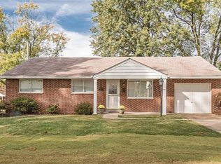 1915 Mashie Dr, Saint Louis, MO 63114