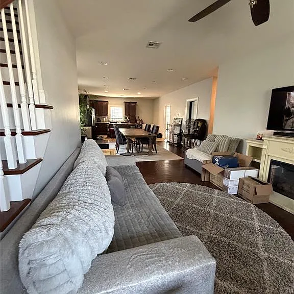 17 Sidney Ave #2 — Photo 3