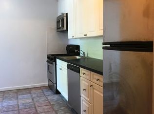 210-06 43rd Ave #E2, Bayside, NY 11361