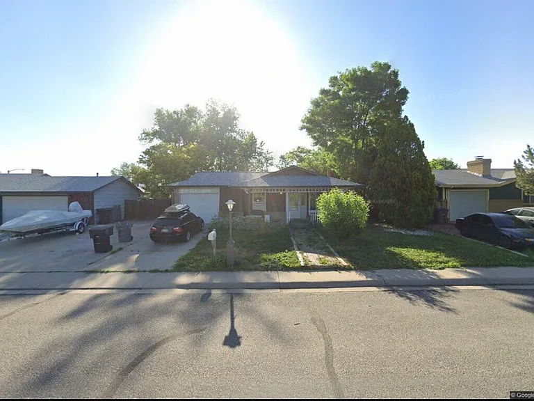 1416 Burlington Dr — Photo 1