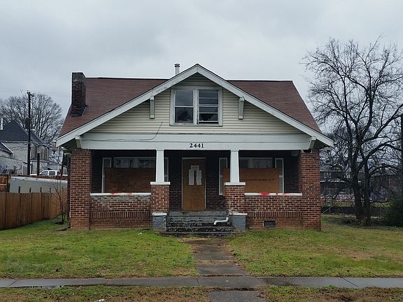 2nd image of 2441 Linden Ave