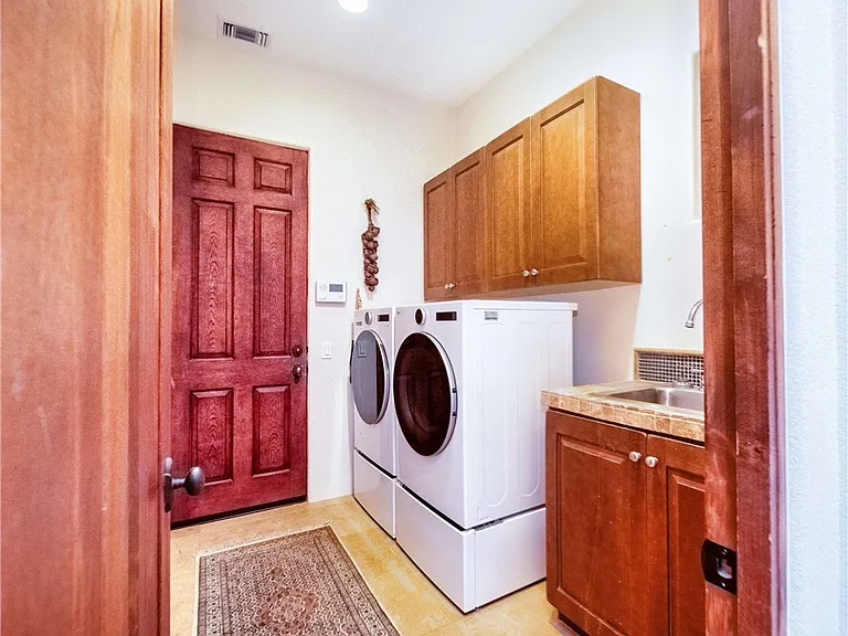 56705 Village Dr — Photo 63