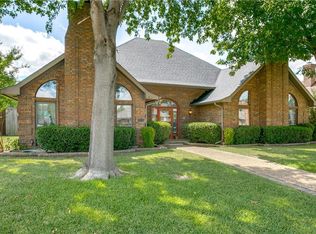 1015 Magnolia Dr, Carrollton, TX 75007